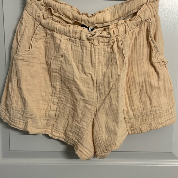 Gap Crinkle Gauze Drawstring Short, Tan, Women’s Size M, Cotton - Picture 1 of 6